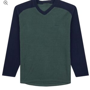 Patagonia Capilene  V-Neck Pullover - Green Body with Navy Trim SZ.M